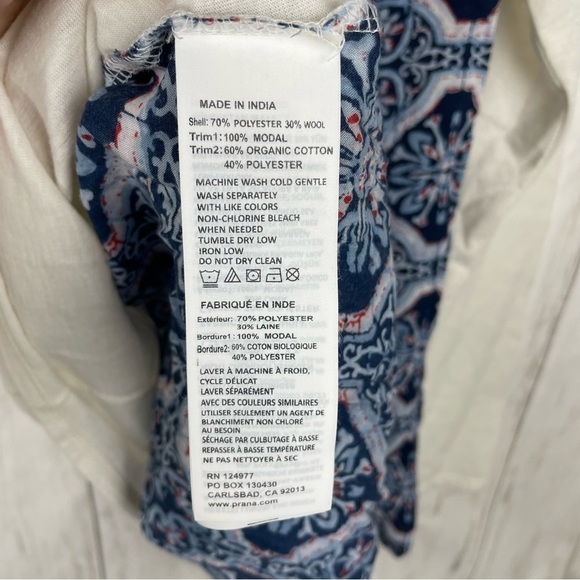 Prana white front and blue back too long sleeve Medium - Picture 5 of 6